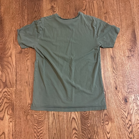 Men’s Gymshark Green Shirt - Picture 2 of 2